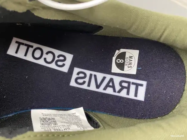 Rep TBkick LOW OLIVE SCOTT OG TRAVIS AIR MEDIUM 1 DM7866-200 X JORDAN 0512